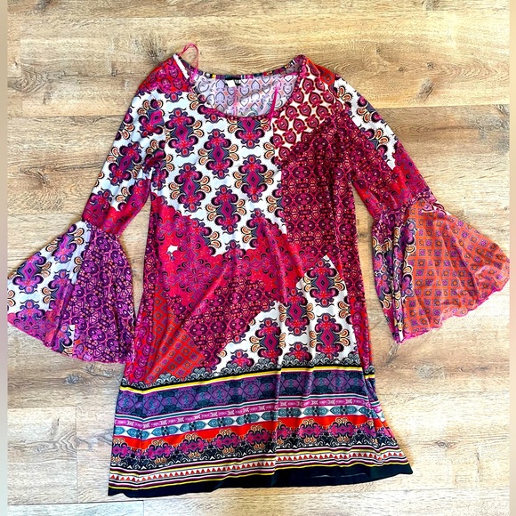 Haani Woman Boho Patchwork Print Bell Sleeve Dress Plus Size 2X Festival - Picture 1 of 5